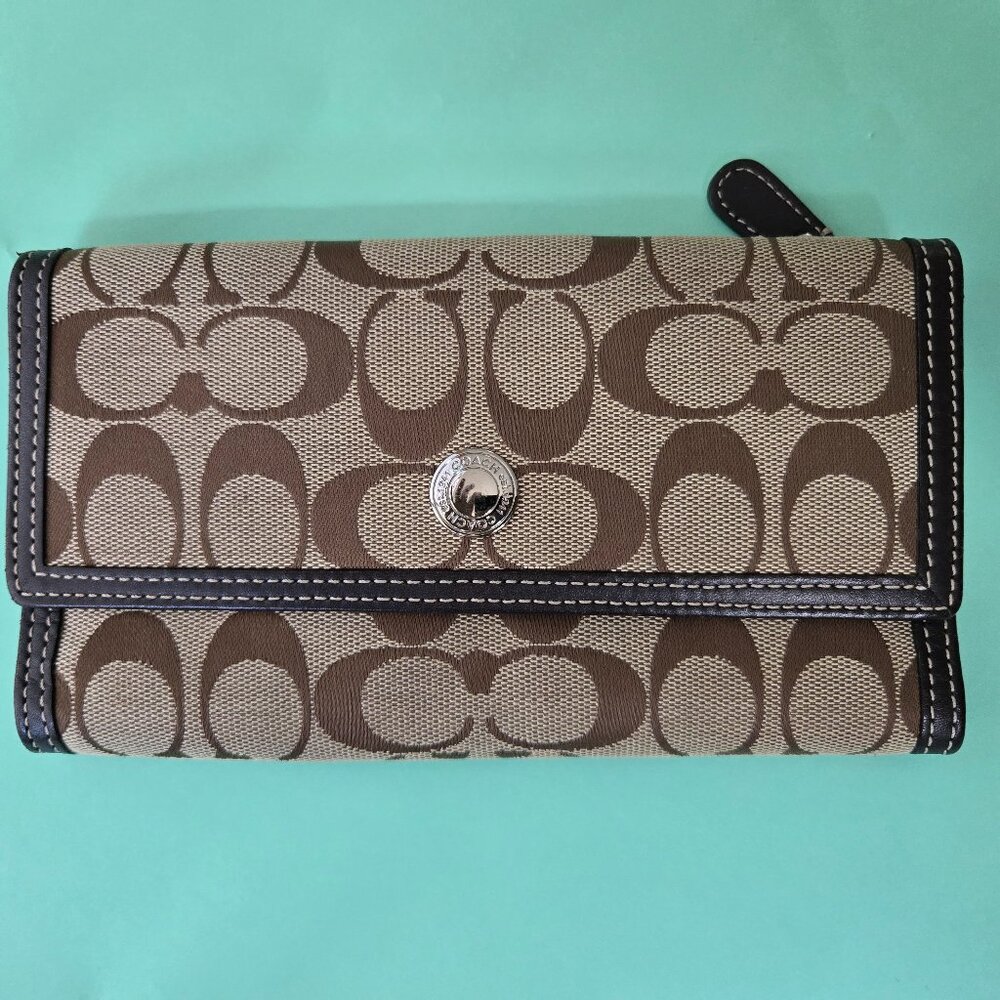 Coach flagship wallet
